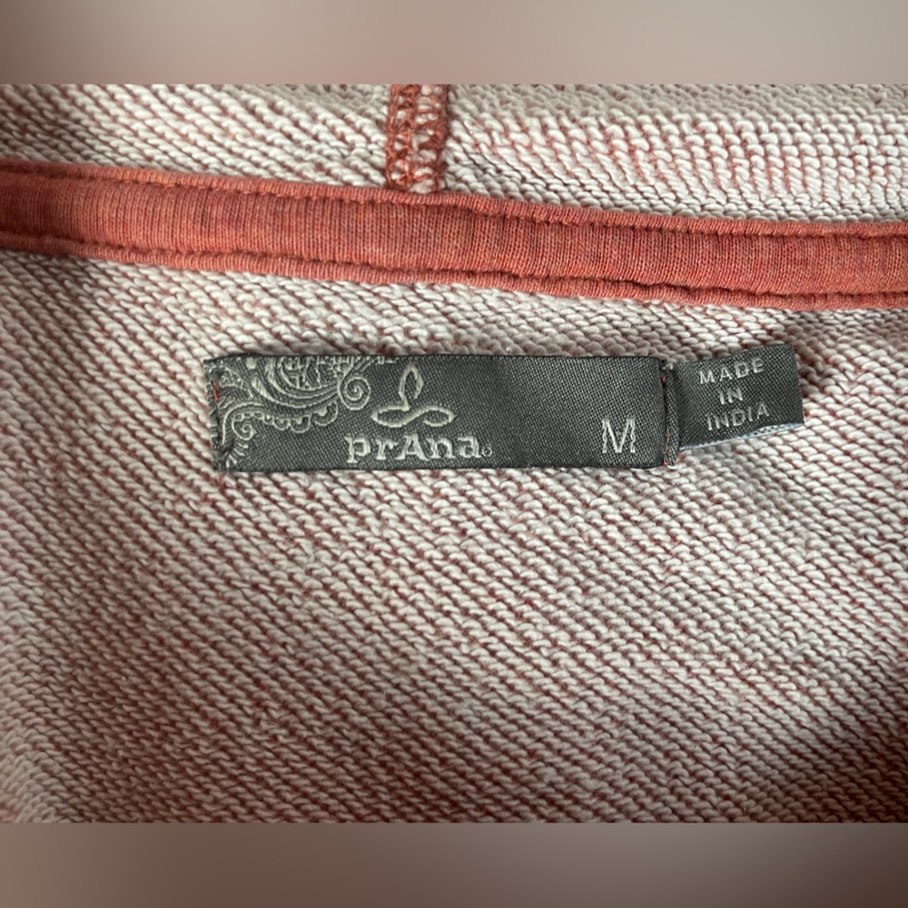 Prana Hoodie - Picture 4 of 4